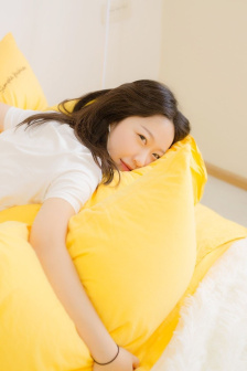 追击八月十五国语